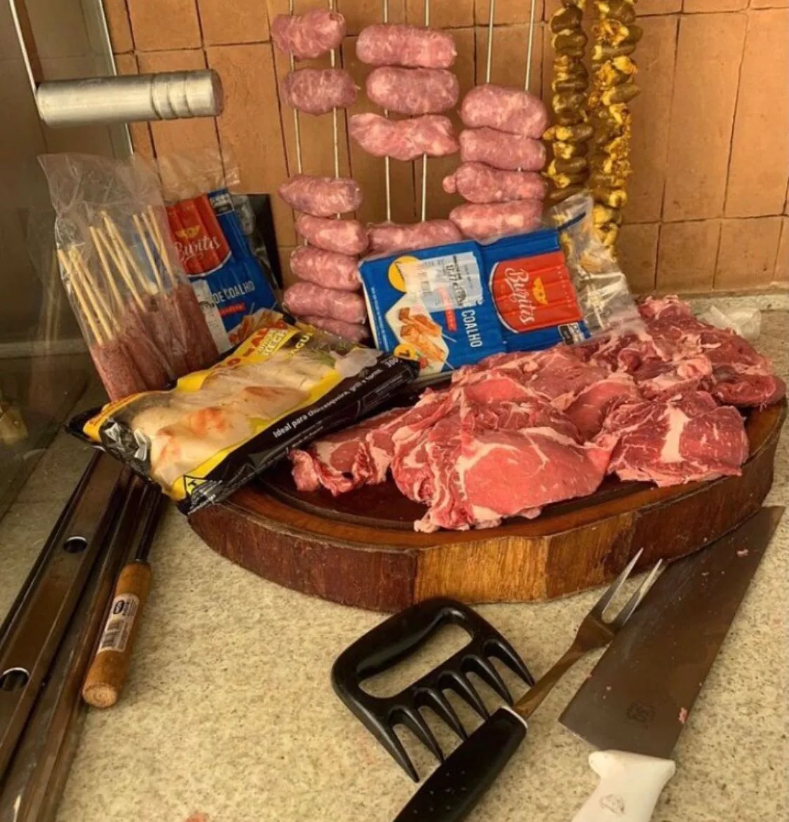 Churrasco Premium Pocket — buffet completo em Balneário Camboriú